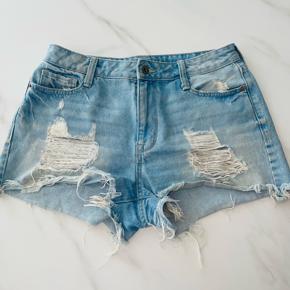 Arizona Jean Company Blue Distressed Jean Shorts